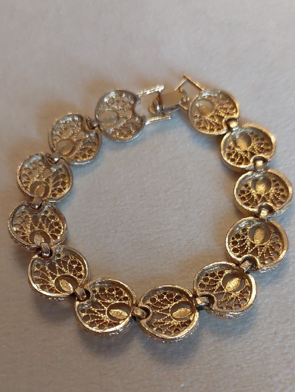 Diamond-cut Goldtone Dainty Filigree Link Bracelet And Station Necklace EUC - Picture 10 of 16